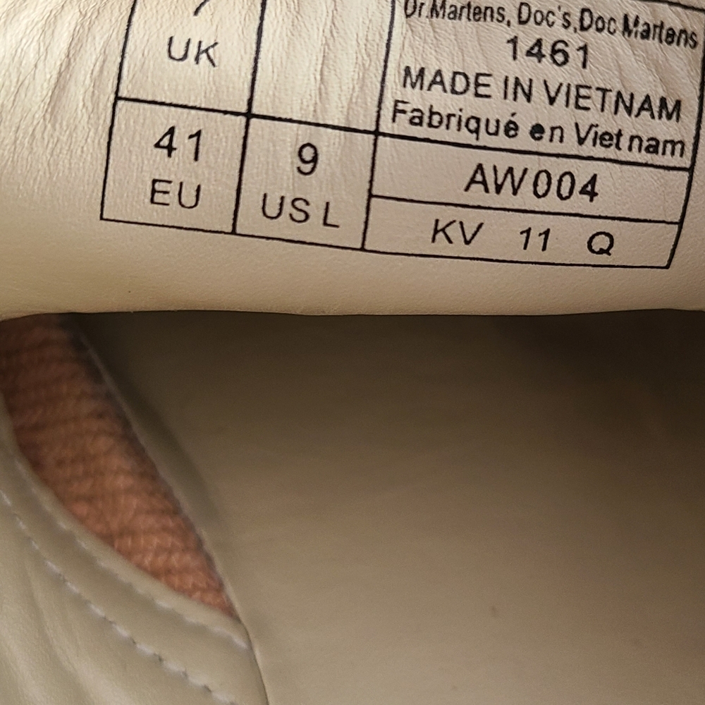 Dr. Doc Martens 1461 Cream Lace-Up Oxfords Women's Size 9 41 - Picture 6 of 10